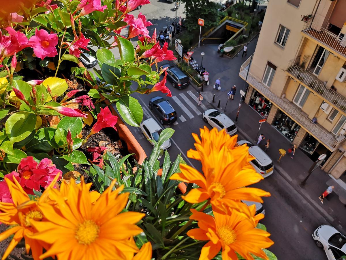 B&B Smiling Napoli Ngoại thất bức ảnh